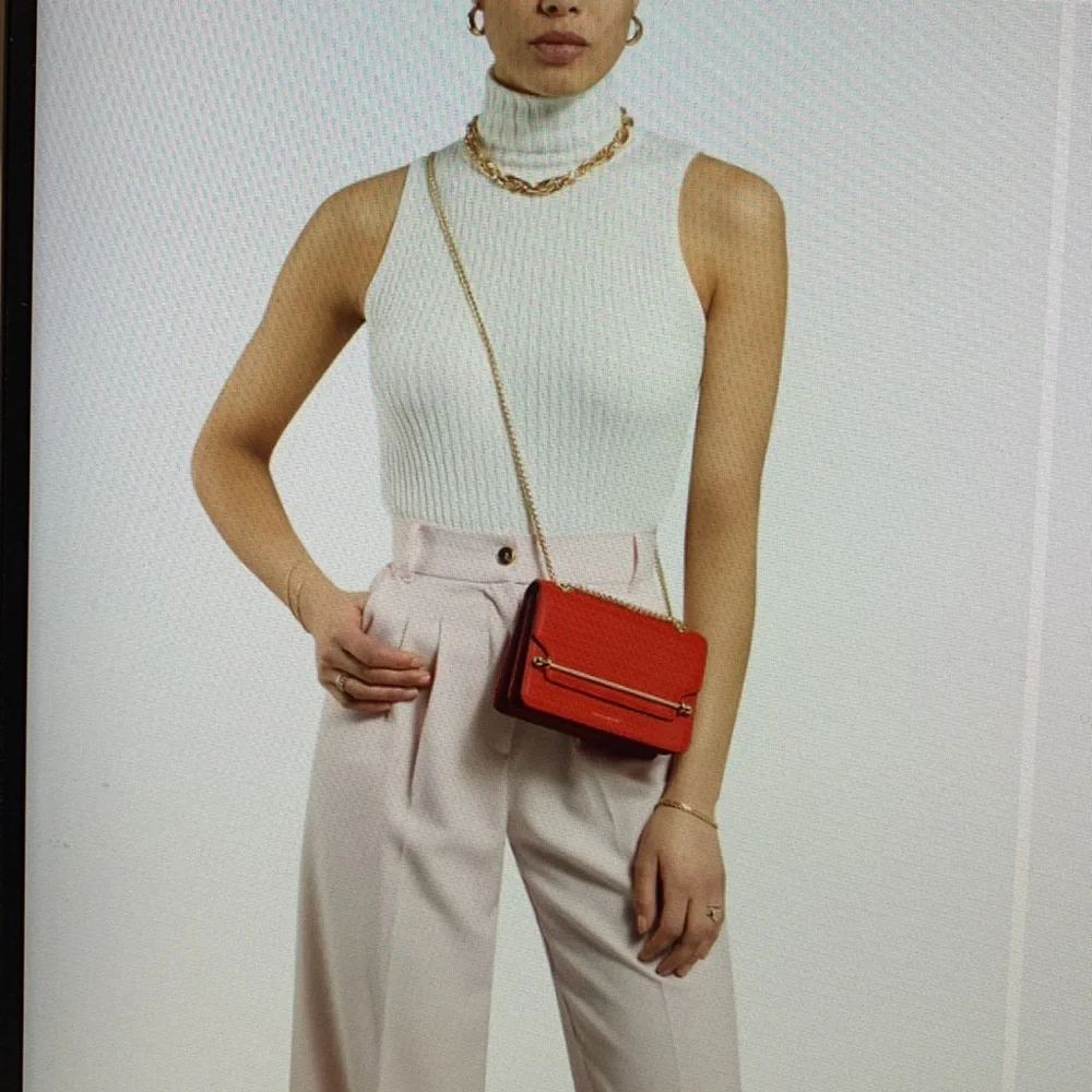 Strathberry Mini East/West Leather Crossbody Bag
STRATHBERRY - Picture 5 of 16